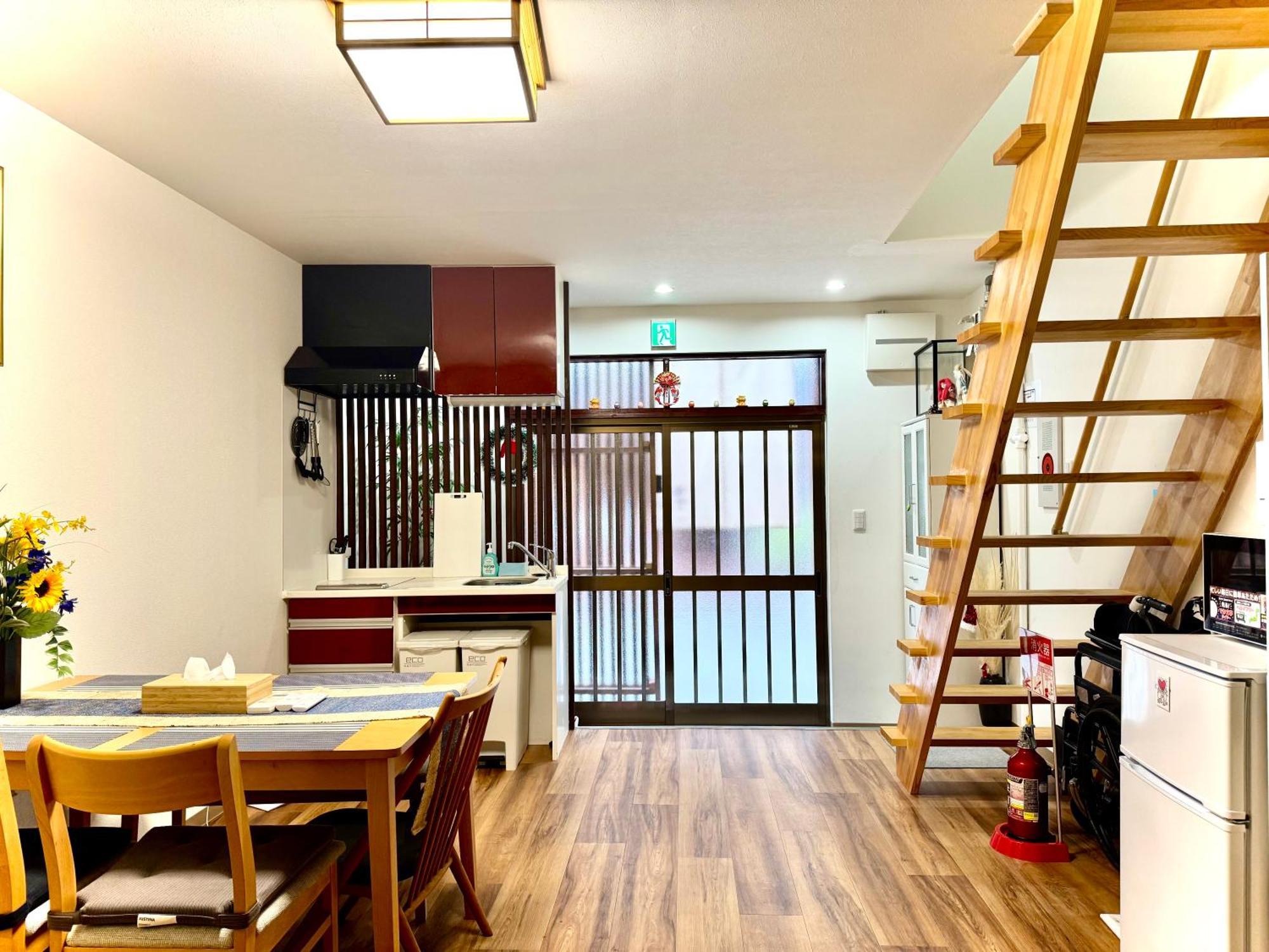 Modern And Traditional Fusion Villa In Umeda 3-Min Walk To Subway Ideal For Families And Groups Osaka Ngoại thất bức ảnh
